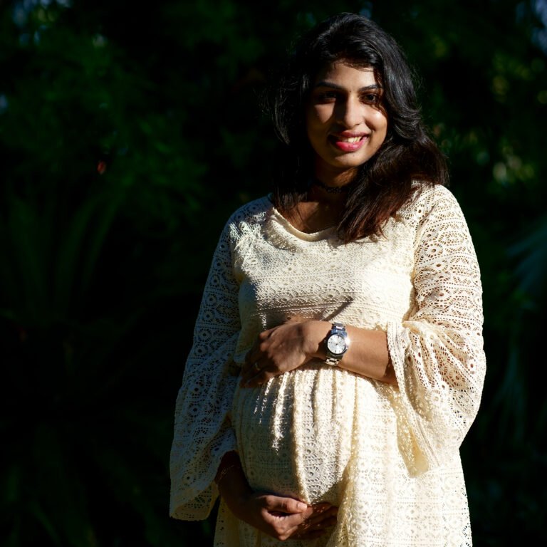 Maternity photography by Nihala Imagery, Qatar – 1